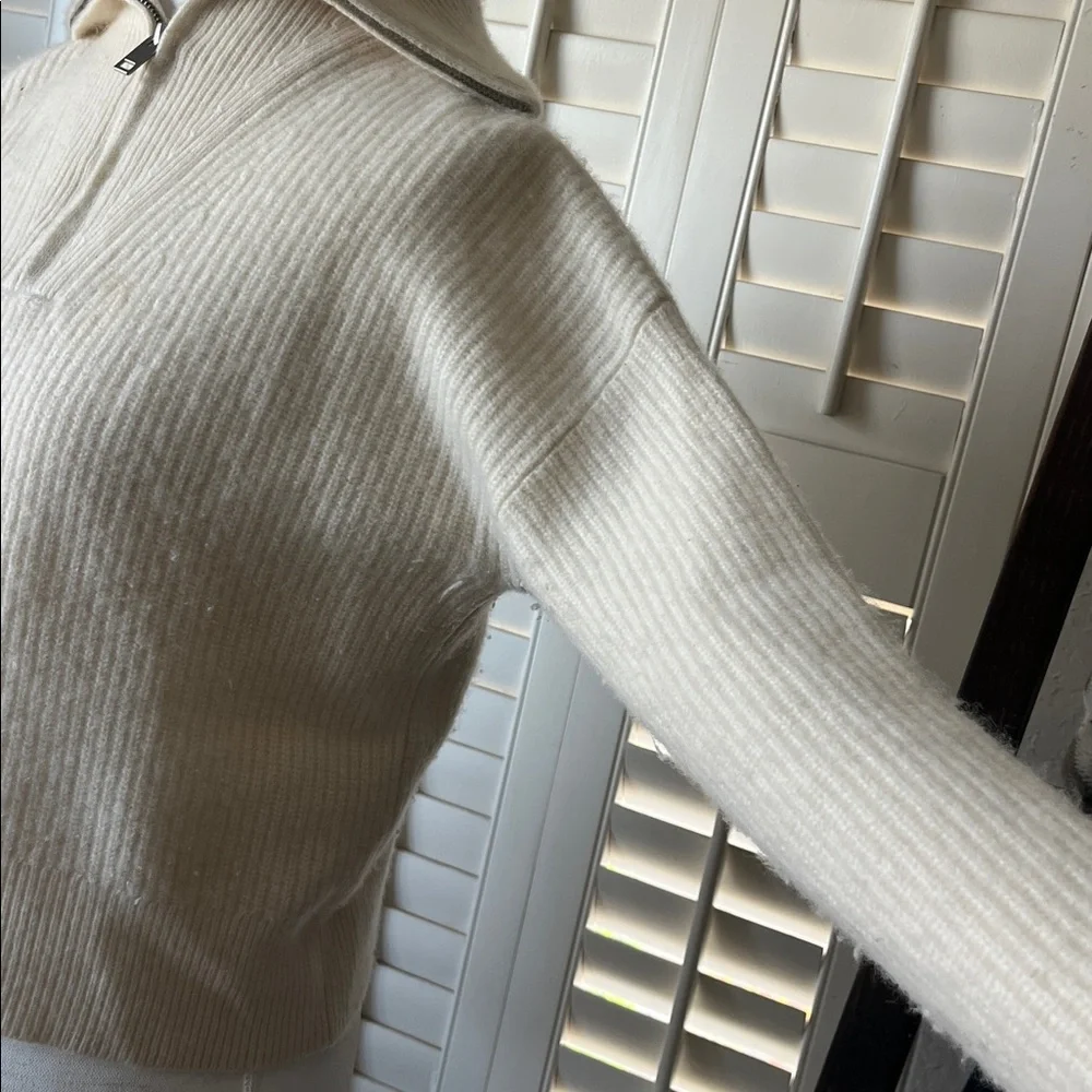 Cream Quarter-Zip Ribbed Cashmere Sweater - Picture 5 of 9